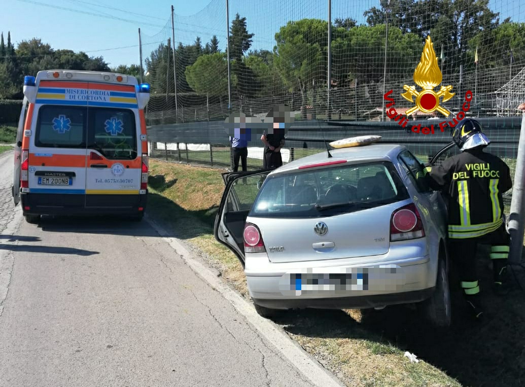 Sabato Di Incidenti Stradali In Valdichiana Feriti Una Enne E Sr