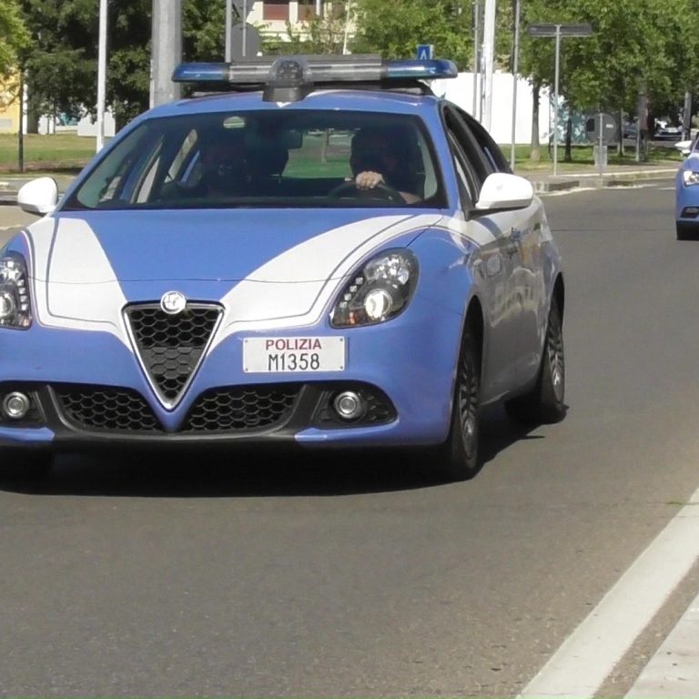 Arezzo sorpresa mentre cerca di rubare in una casa. In manette