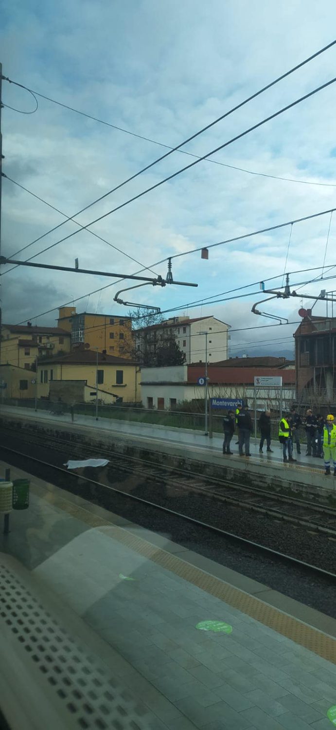 Montevarchi uomo sotto il treno. Ritrovato il cadavere all alba